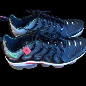 Nike AirMac Vm worldwide